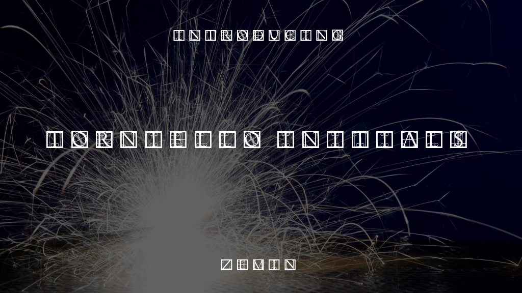 Torniello Initials フォントサンプル画像  1